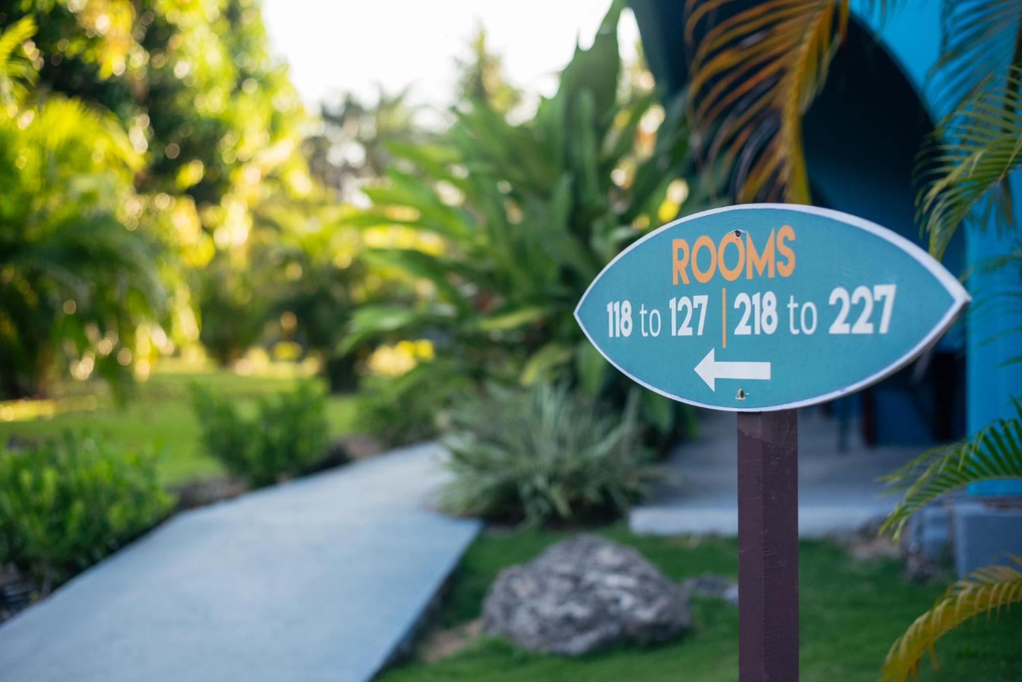 Beach Break Resort & Cr Surf Camp Jacó Екстериор снимка