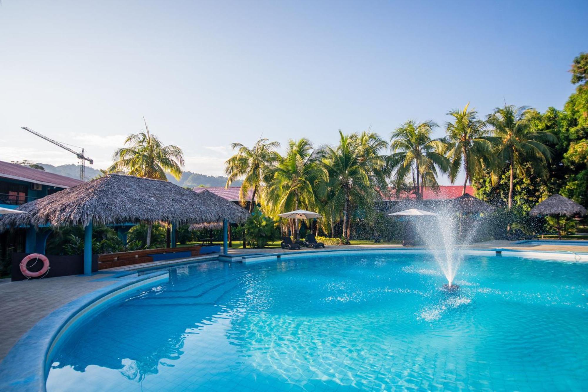 Beach Break Resort & Cr Surf Camp Jacó Екстериор снимка