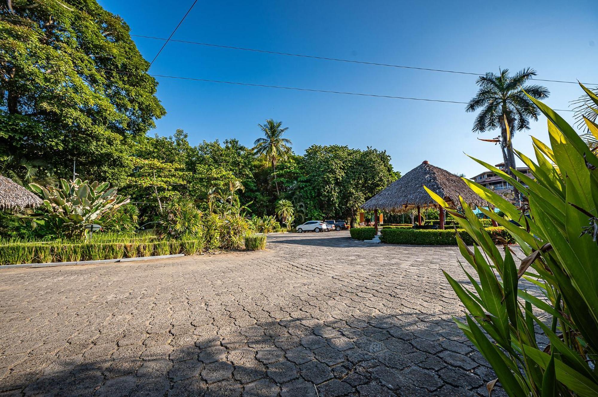 Beach Break Resort & Cr Surf Camp Jacó Екстериор снимка