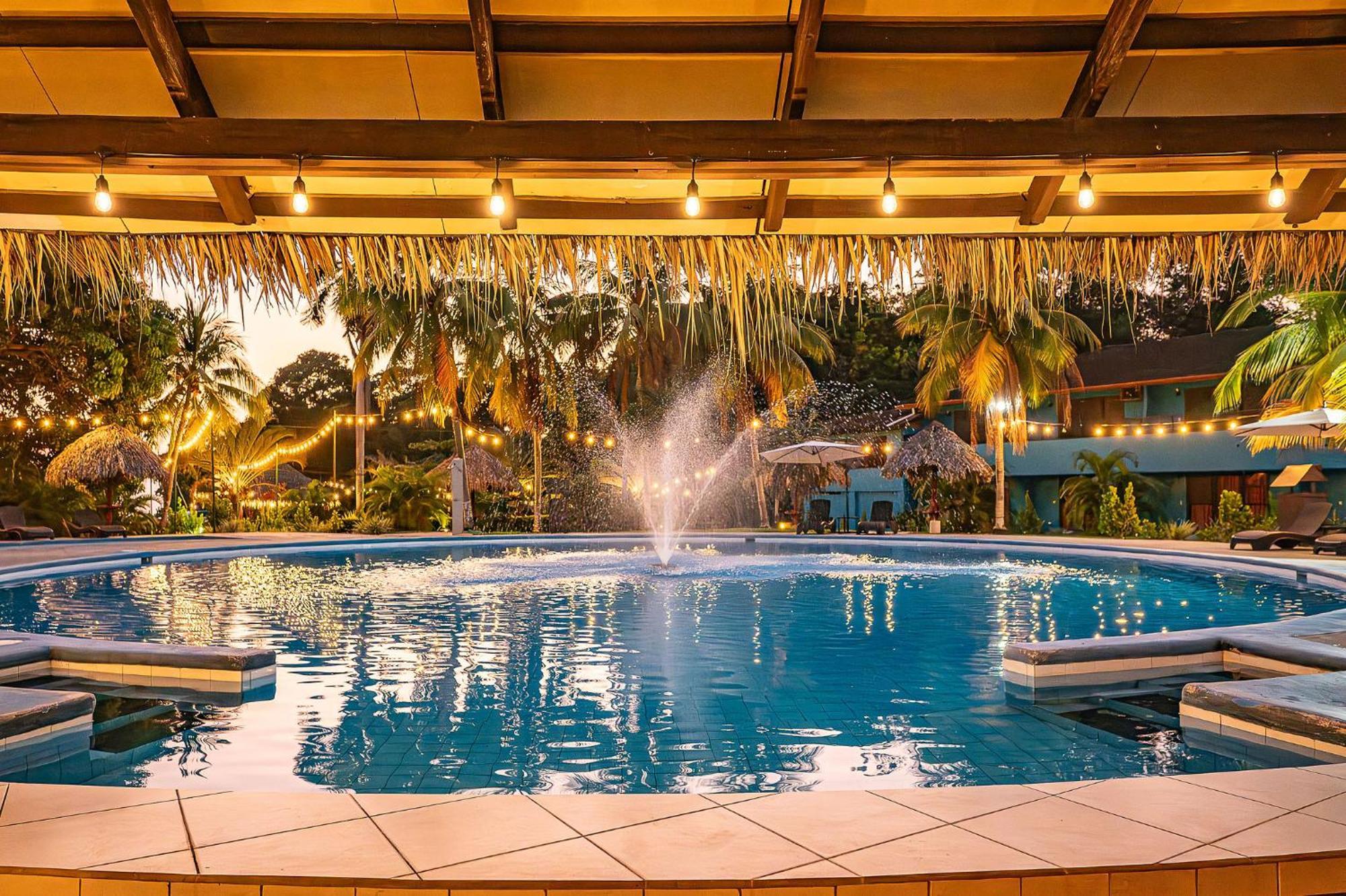Beach Break Resort & Cr Surf Camp Jacó Екстериор снимка
