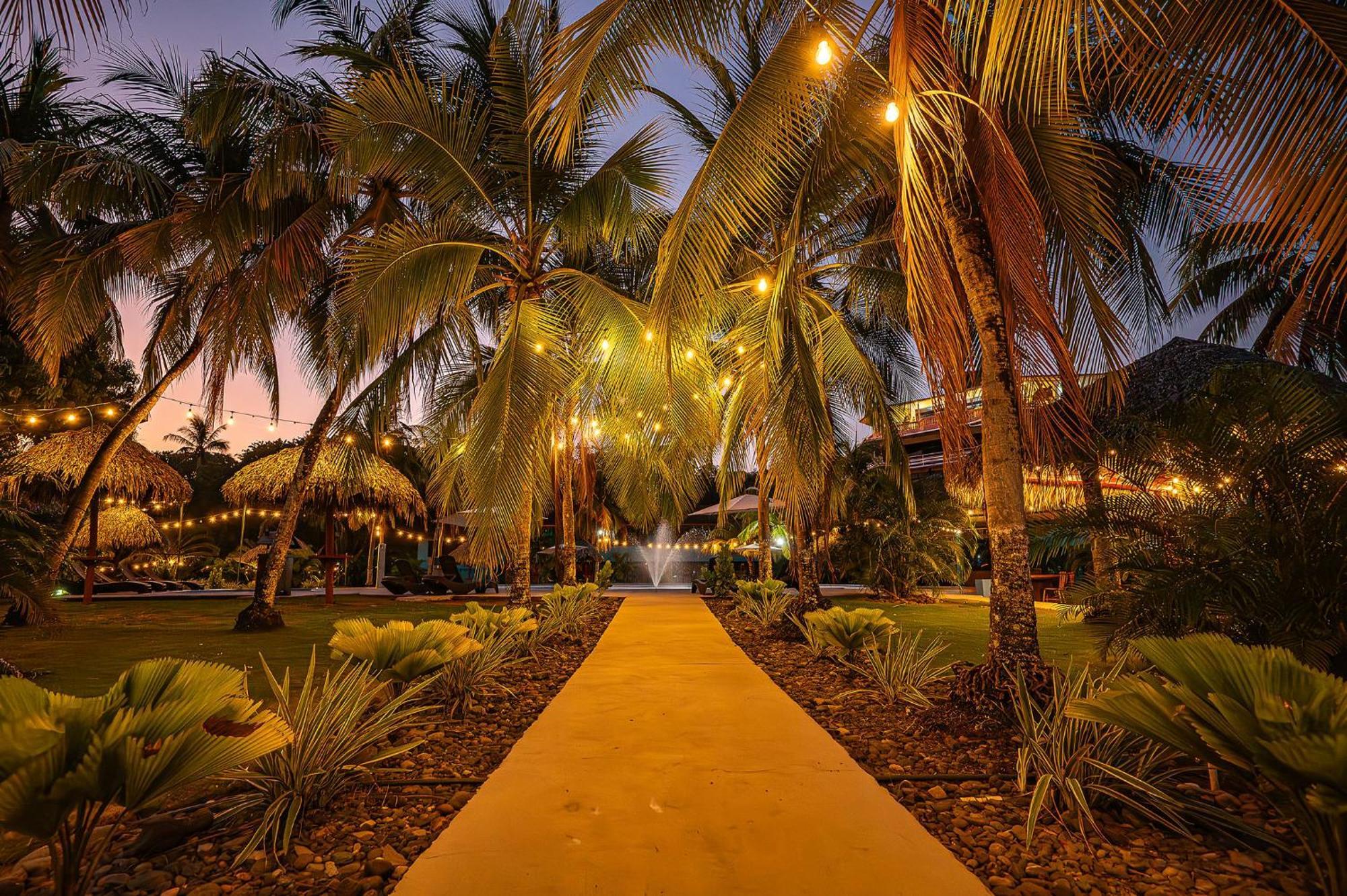 Beach Break Resort & Cr Surf Camp Jacó Екстериор снимка