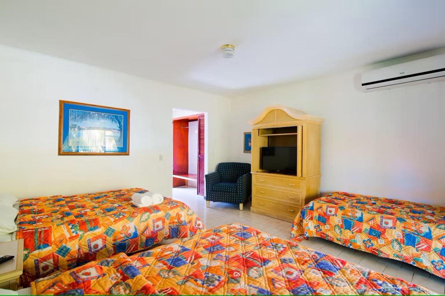 Beach Break Resort & Cr Surf Camp Jacó Екстериор снимка